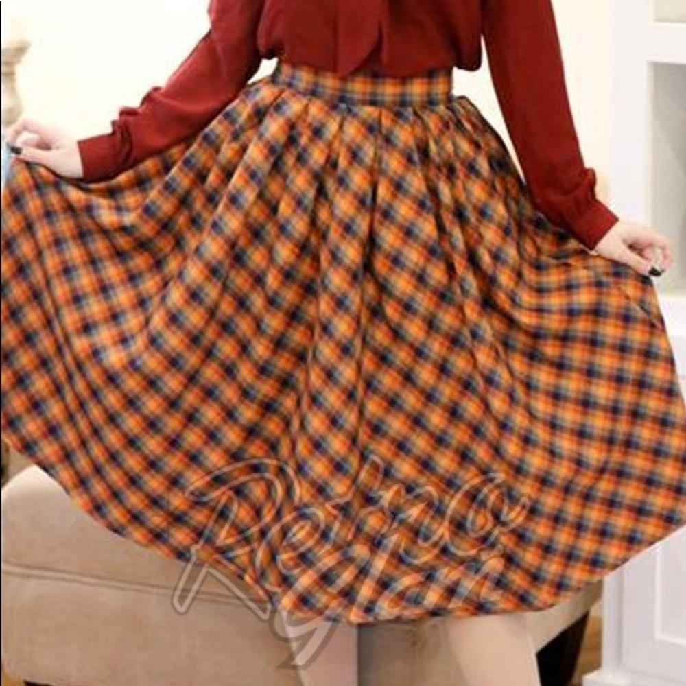 Retrolicious Madison Plaid Skirt Medium